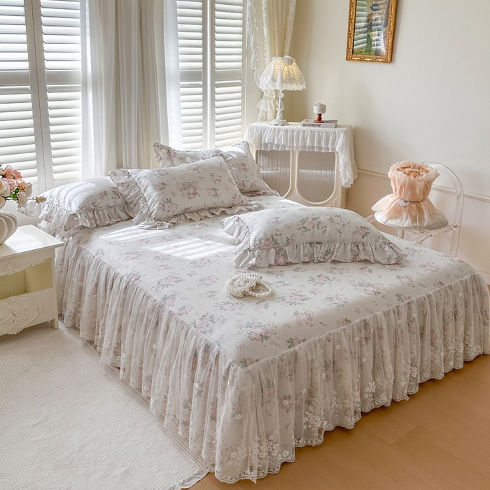 91家纺网 家纺一手货源 找家纺 瑞宝 2026新款春款全棉印花床裙四件套【控价265起 各平台严格控价:所有尺寸在扣除店铺优惠券后利润不得少于70(包含活动期)】 漫步花庭