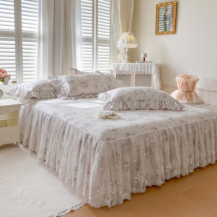 91家纺网 家纺一手货源 找家纺 瑞宝 2026新款春款全棉印花床裙四件套【控价265起 各平台严格控价:所有尺寸在扣除店铺优惠券后利润不得少于70(包含活动期)】 漫步花庭