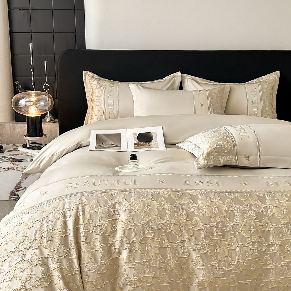 91家纺网 家纺一手货源 找家纺 七七家纺 2026新款色织提花花田系列四件套 花田-香槟金