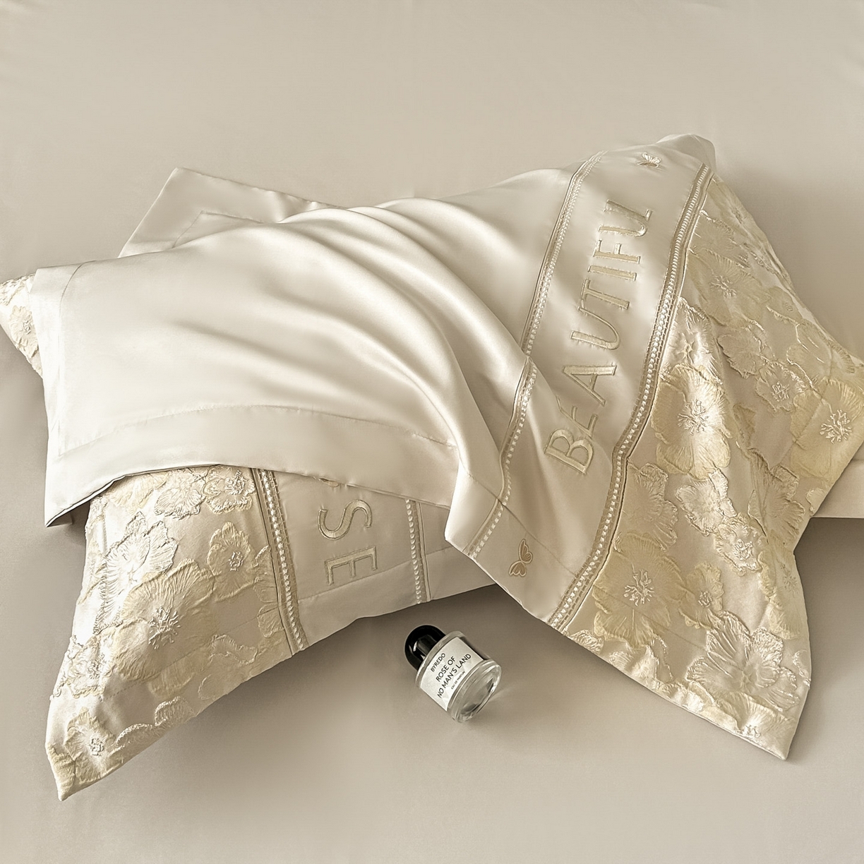 91家纺网 家纺一手货源 找家纺 七七家纺 2026新款色织提花花田系列四件套 花田-香槟金