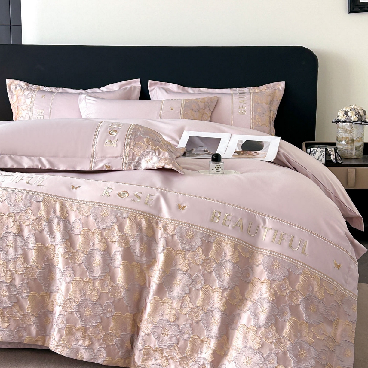 91家纺网 家纺一手货源 找家纺 七七家纺 2026新款色织提花花田系列四件套 花田-樱花粉