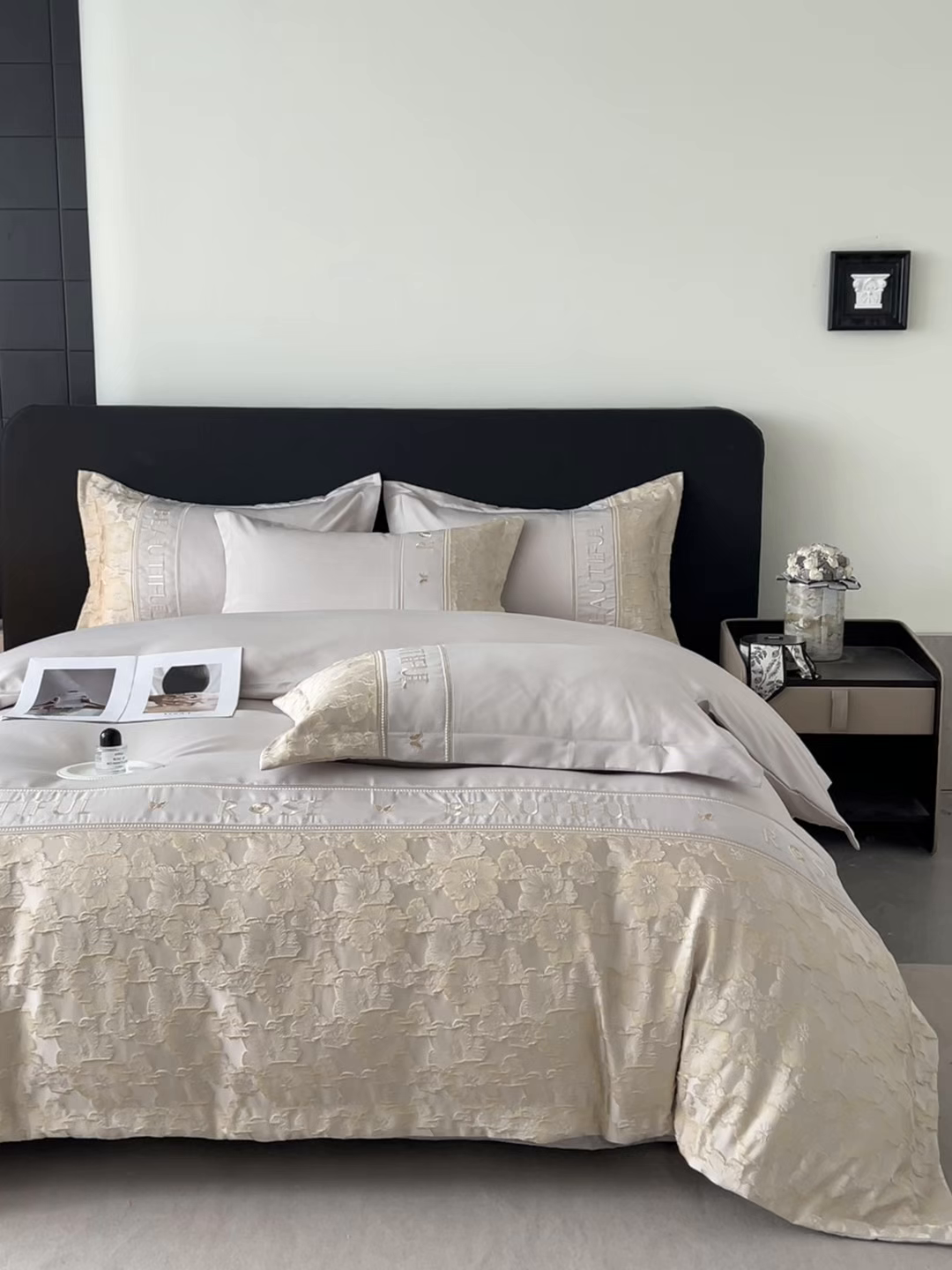 91家纺网 家纺一手货源 找家纺 七七家纺 2026新款色织提花花田系列四件套 花田-香槟金