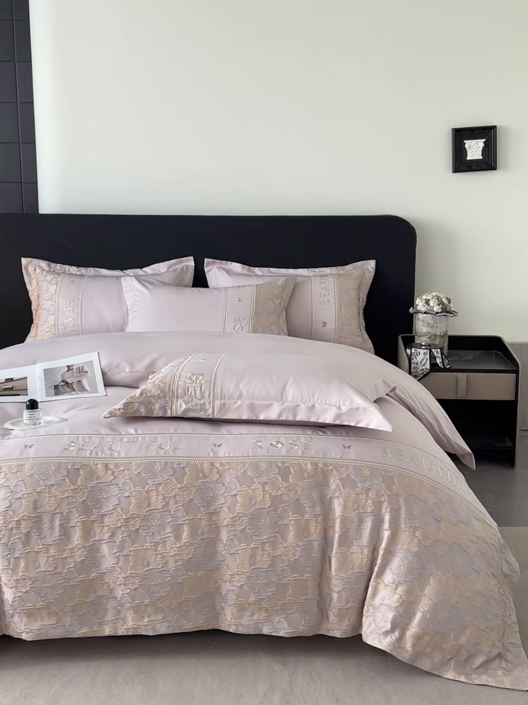 91家纺网 家纺一手货源 找家纺 七七家纺 2026新款色织提花花田系列四件套 花田-樱花粉