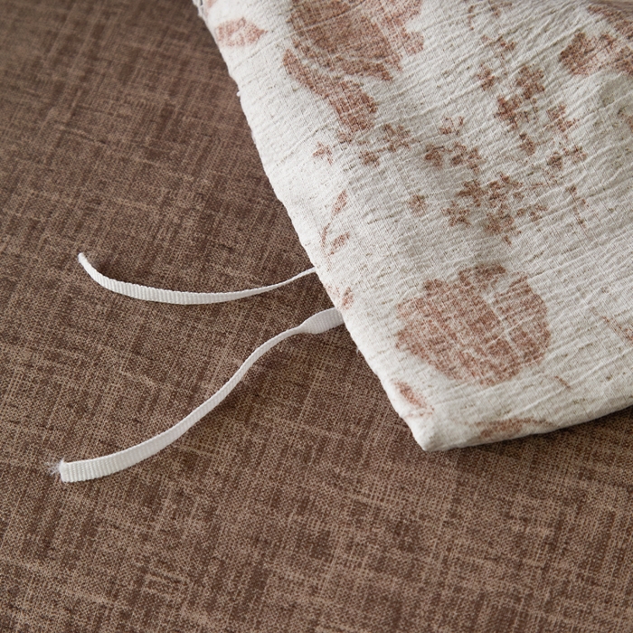 91家纺网 家纺一手货源 找家纺 梦纤绒 2026新款高克重法式复古亚麻花边款四件套 晚风