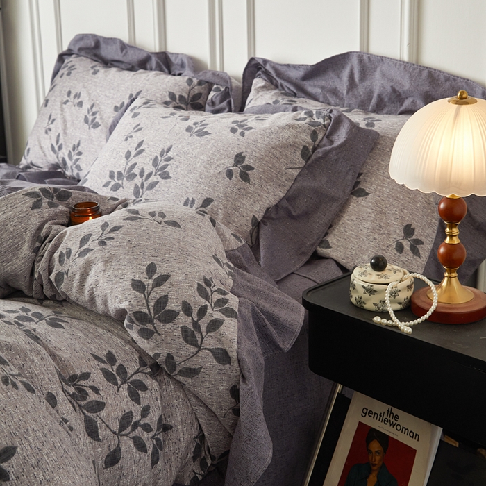 91家纺网 家纺一手货源 找家纺 梦纤绒 2026新款高克重法式复古亚麻花边款四件套 雾漫