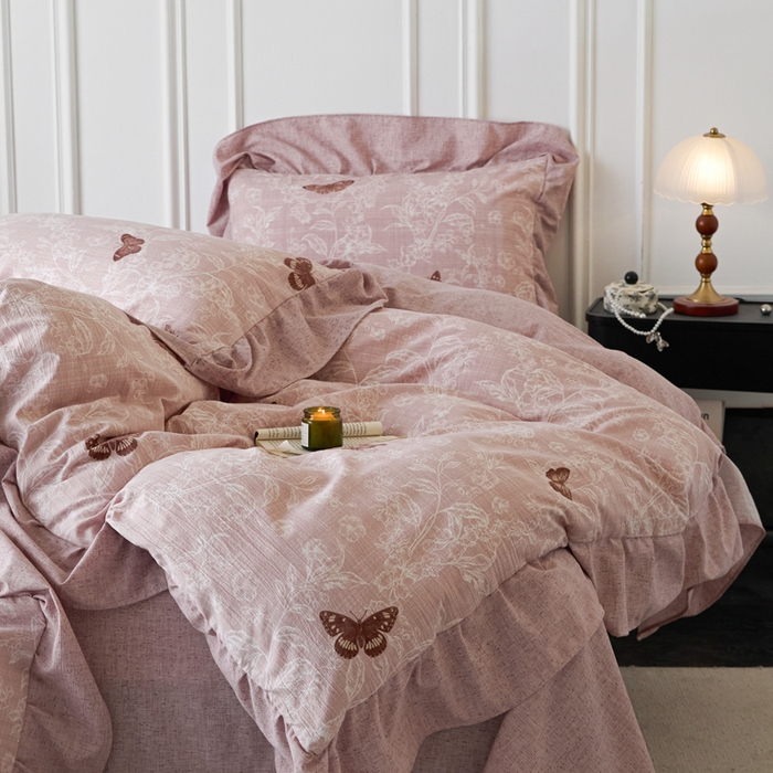 91家纺网 家纺一手货源 找家纺 梦纤绒 2026新款高克重法式复古亚麻花边款四件套 花梦