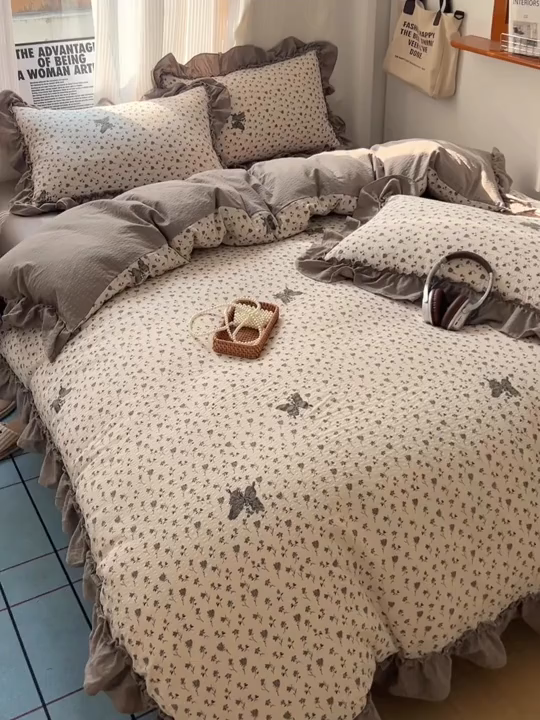 91家纺网 家纺一手货源 找家纺 2026新款泡芙纱花边四件套 碟舞