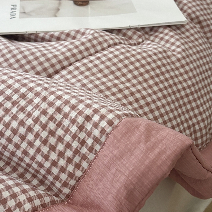 91家纺网 家纺一手货源 找家纺 中国龙家纺 2026新款木棉皱皱纱单夏被被子被芯 格调粉