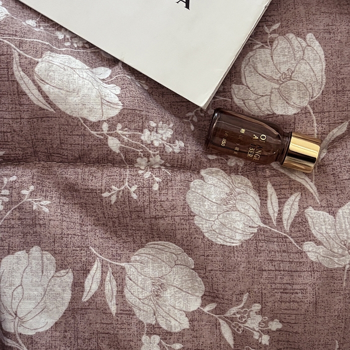 91家纺网 家纺一手货源 找家纺 中国龙家纺 2026新款木棉皱皱纱单夏被被子被芯 春日浪漫