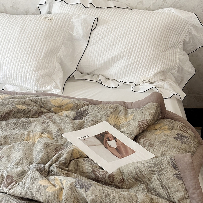 91家纺网 家纺一手货源 找家纺 中国龙家纺 2026新款木棉皱皱纱单夏被被子被芯 林间絮语