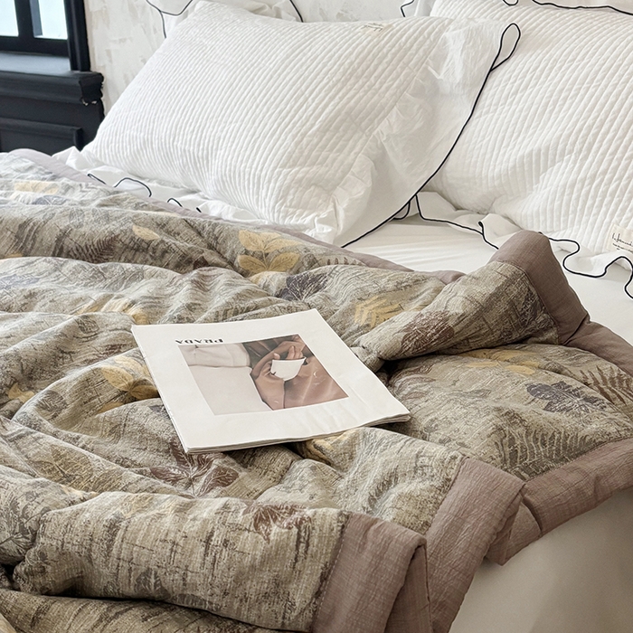 91家纺网 家纺一手货源 找家纺 中国龙家纺 2026新款木棉皱皱纱单夏被被子被芯 林间絮语