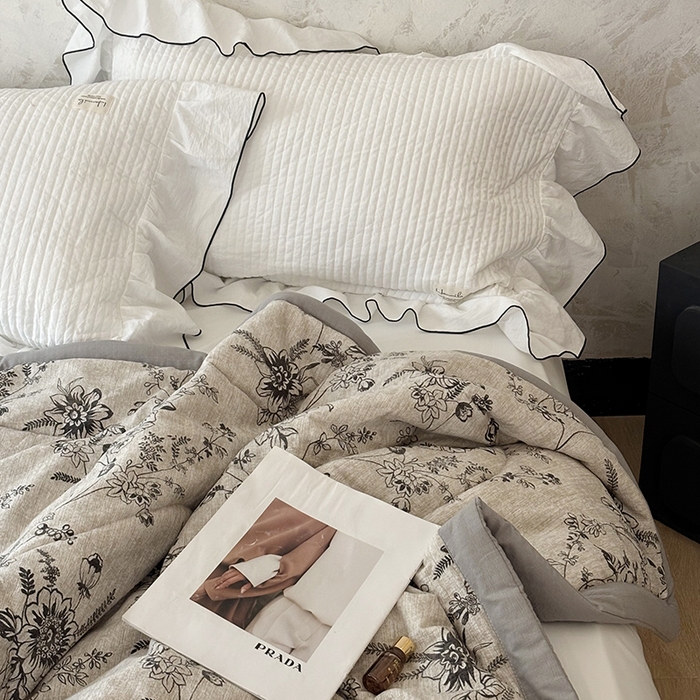 91家纺网 家纺一手货源 找家纺 中国龙家纺 2026新款木棉皱皱纱单夏被被子被芯 南法假日