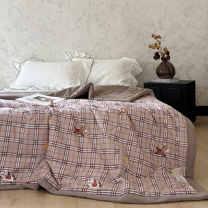 91家纺网 家纺一手货源 找家纺 中国龙家纺 2026新款木棉皱皱纱单夏被被子被芯 童趣