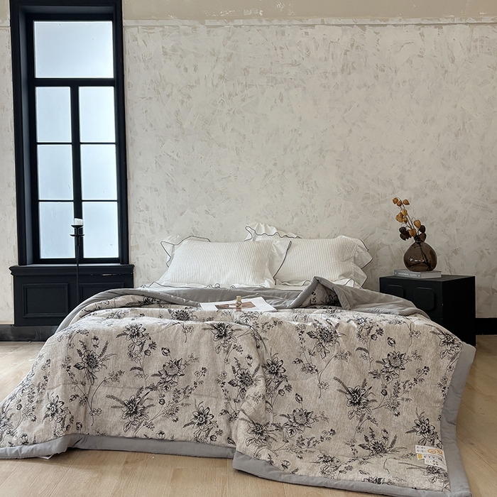 91家纺网 家纺一手货源 找家纺 中国龙家纺 2026新款木棉皱皱纱单夏被被子被芯 南法假日