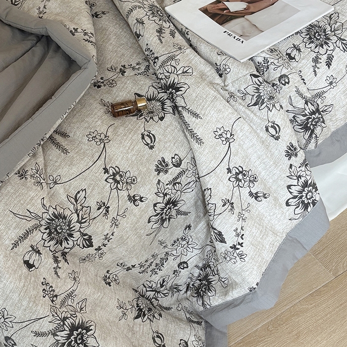 91家纺网 家纺一手货源 找家纺 中国龙家纺 2026新款木棉皱皱纱单夏被被子被芯 南法假日