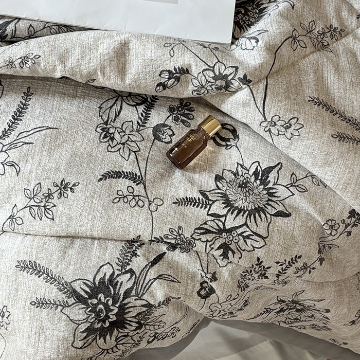 91家纺网 家纺一手货源 找家纺 中国龙家纺 2026新款木棉皱皱纱单夏被被子被芯 南法假日