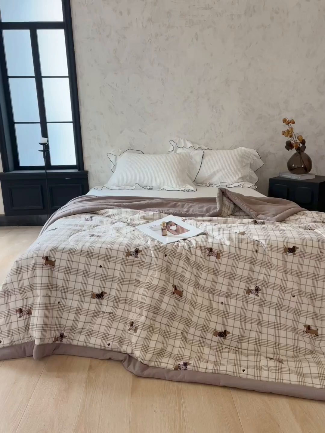 91家纺网 家纺一手货源 找家纺 中国龙家纺 2026新款木棉皱皱纱单夏被被子被芯 腊肠狗