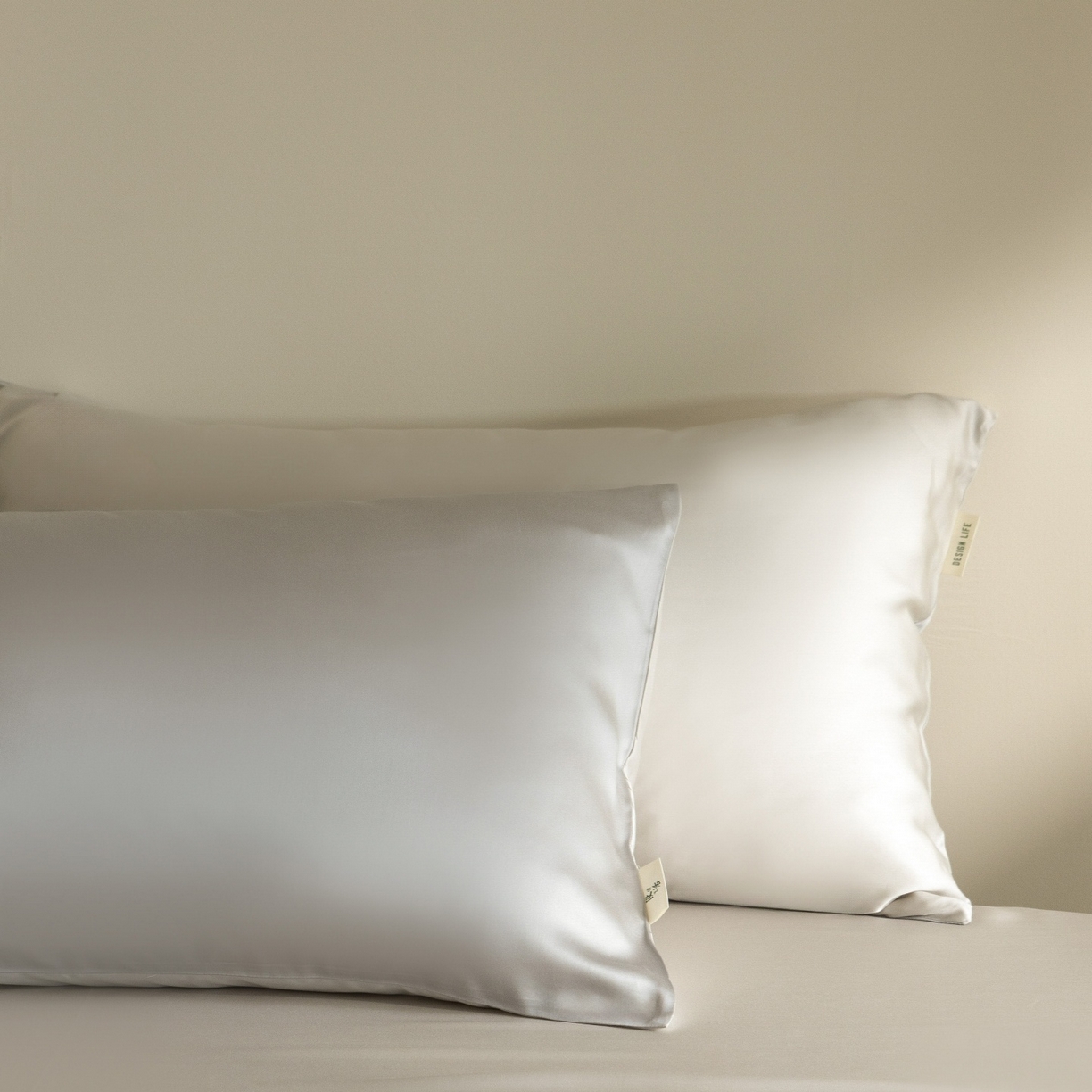 91家纺网 家纺一手货源 找家纺 时亿家居 2026春夏新款60天丝-丝颜悦色系列-被套四件套 水晶灰