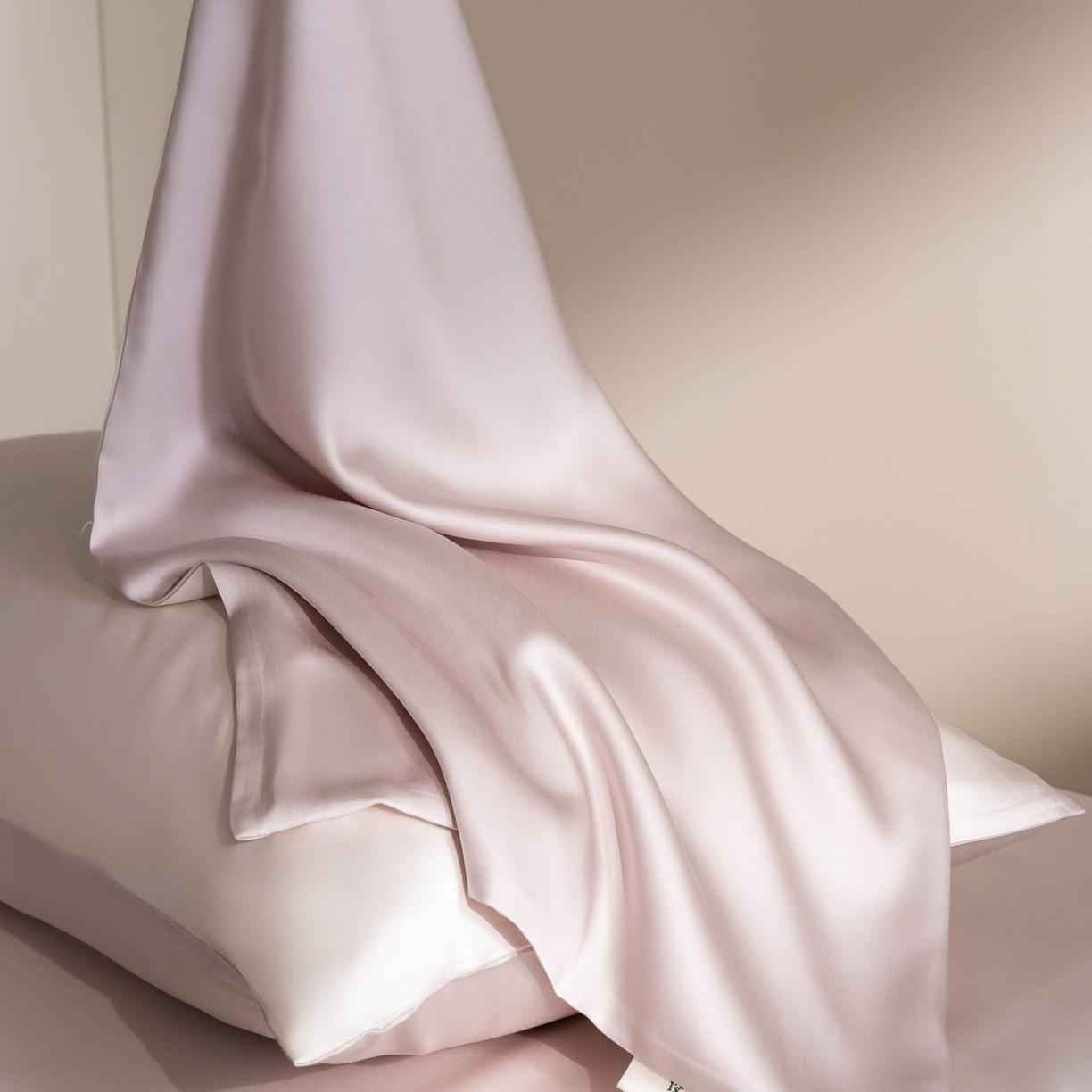 91家纺网 家纺一手货源 找家纺 时亿家居 2026春夏新款60天丝-丝颜悦色系列-被套四件套 缦豆沙