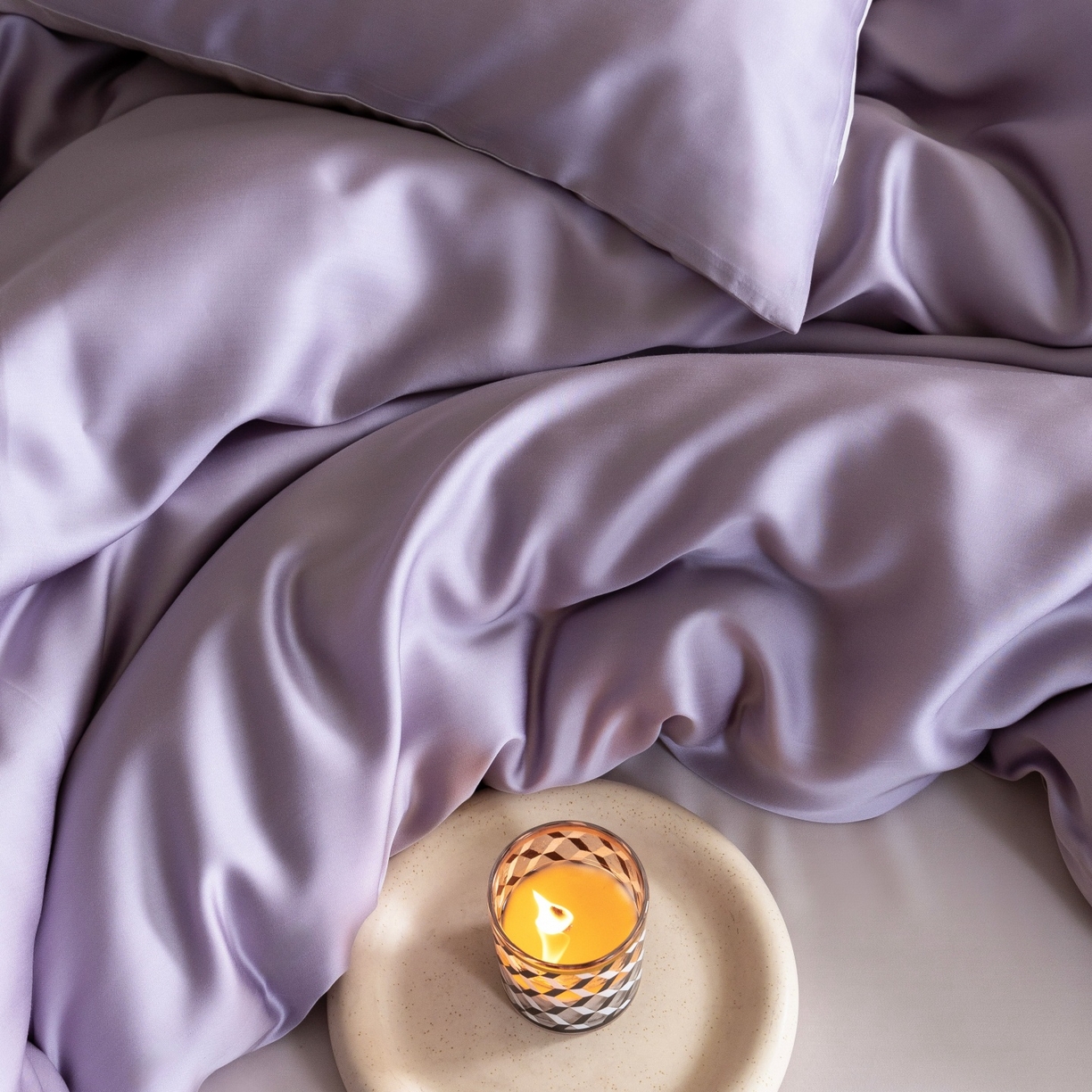 91家纺网 家纺一手货源 找家纺 时亿家居 2026春夏新款60天丝-丝颜悦色系列-被套四件套 丁香紫