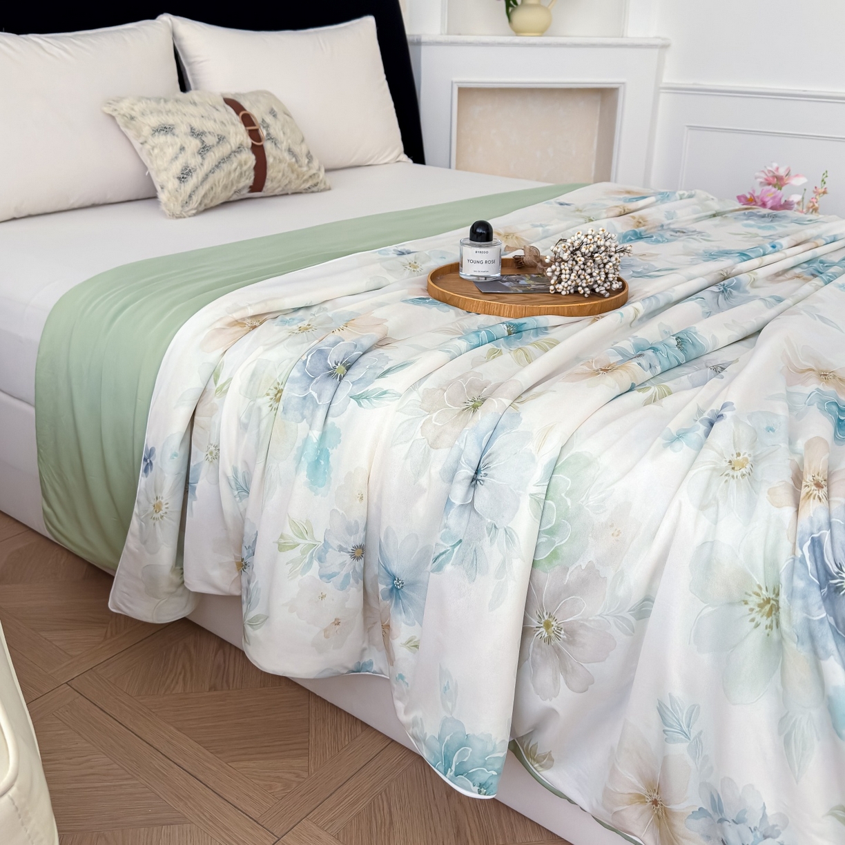 91家纺网 家纺一手货源 找家纺 归属 2026春夏新款数码印花凉感丝夏被夏凉被空调被系列 春漾