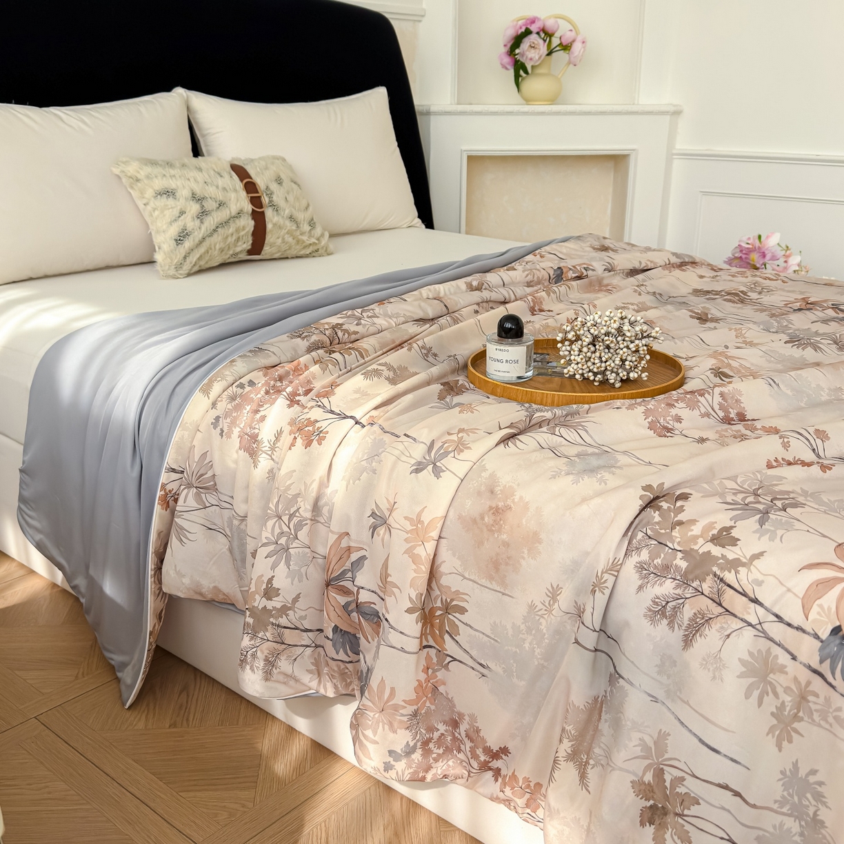 91家纺网 家纺一手货源 找家纺 归属 2026春夏新款数码印花凉感丝夏被夏凉被空调被系列 枫叶