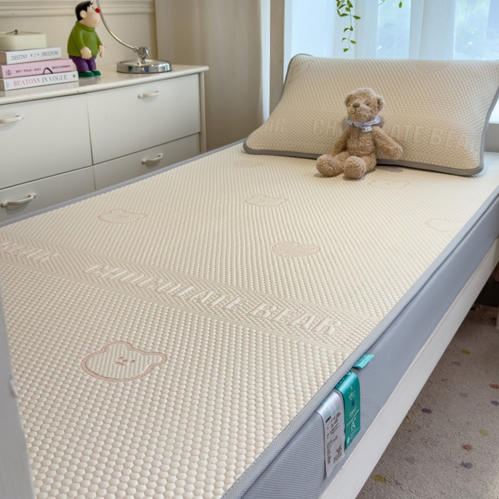 91家纺网 家纺一手货源 找家纺 凯罗 2026新款A类凉豆豆学生宿舍用床席可水洗凉席席子床笠款 爱心小熊-粉-床笠款