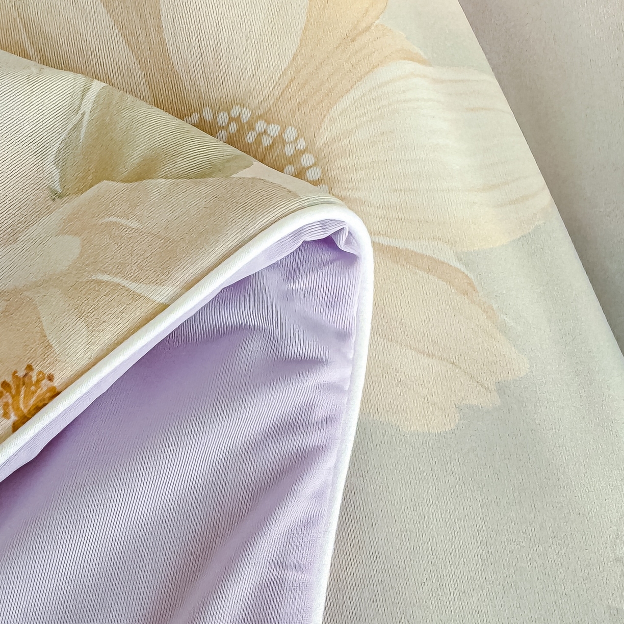 91家纺网 家纺一手货源 找家纺 归属 2026春夏新款数码印花凉感丝夏被夏凉被空调被系列 曼迪