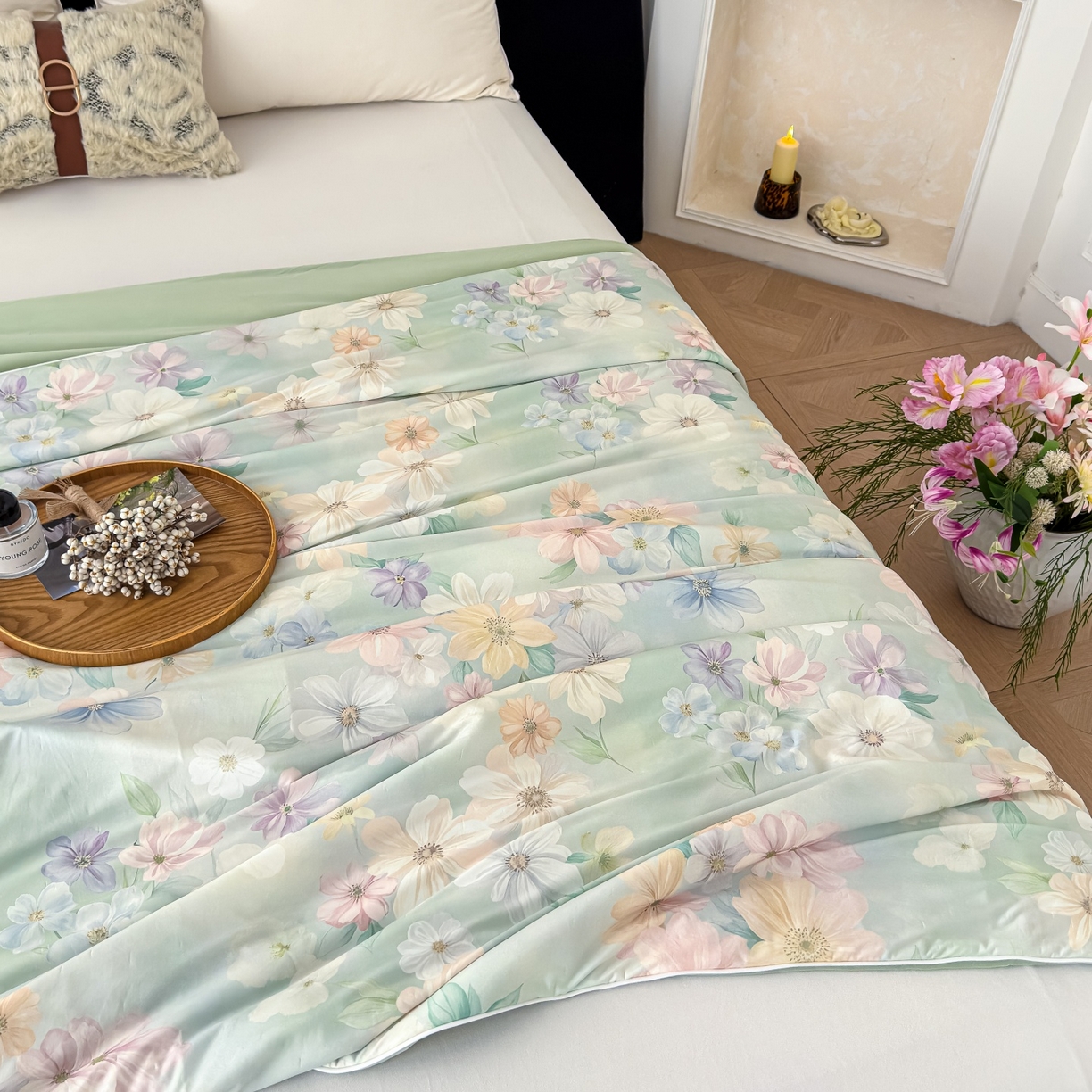 91家纺网 家纺一手货源 找家纺 归属 2026春夏新款数码印花凉感丝夏被夏凉被空调被系列 梦朵（绿）