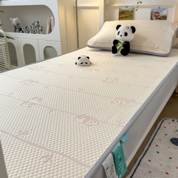 91家纺网 家纺一手货源 找家纺 凯罗 2026新款A类凉豆豆学生宿舍用床席可水洗凉席席子床笠款 敦敦熊-粉-床笠款