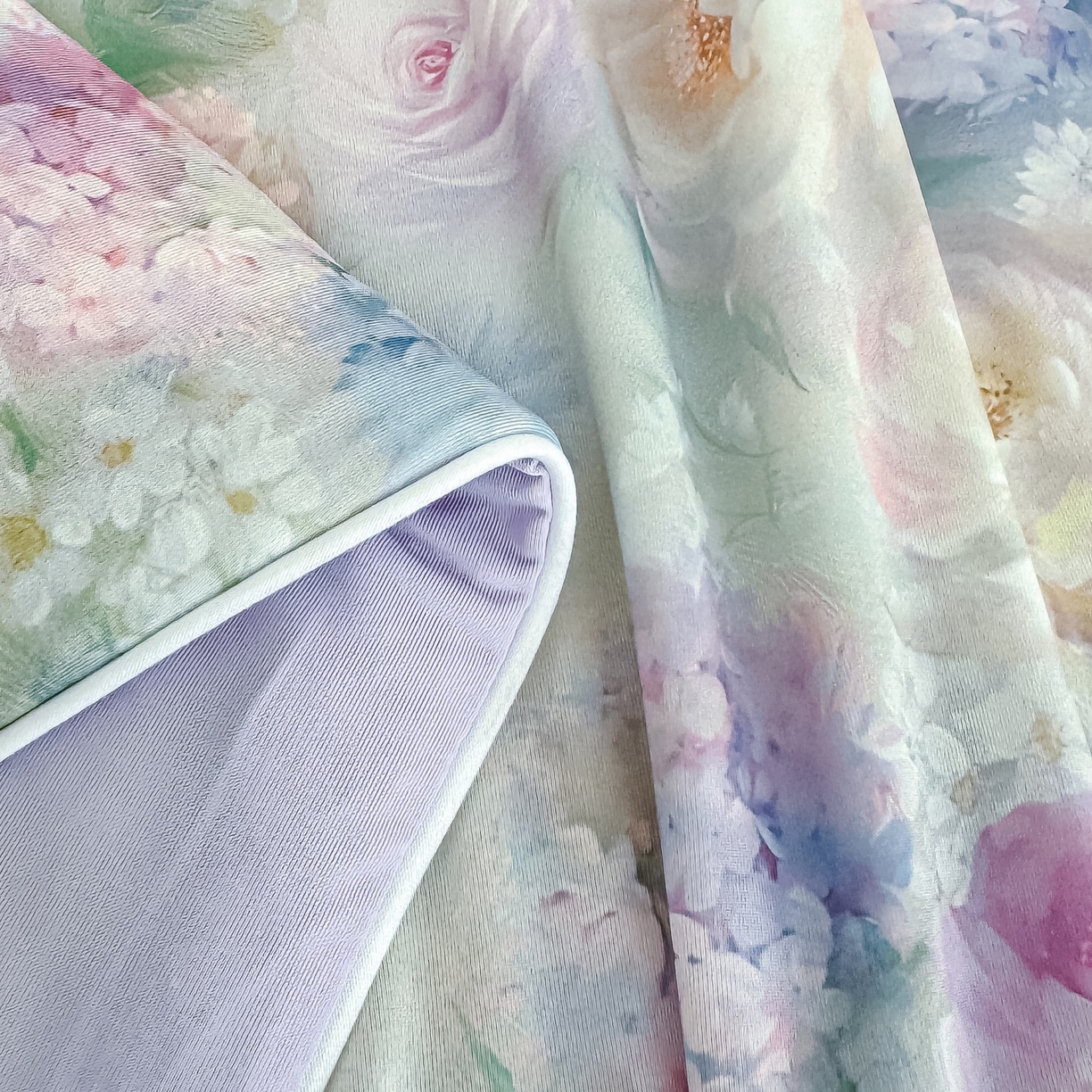 91家纺网 家纺一手货源 找家纺 归属 2026春夏新款数码印花凉感丝夏被夏凉被空调被系列 梦柔