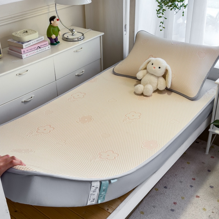 91家纺网 家纺一手货源 找家纺 凯罗 2026新款A类凉豆豆学生宿舍用床席可水洗凉席席子床笠款 花儿朵朵-粉-床笠款