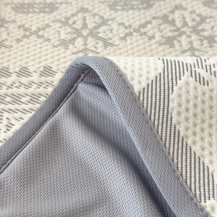 91家纺网 家纺一手货源 找家纺 凯罗 2026新款A类凉豆豆学生宿舍用床席可水洗凉席席子床笠款 鹿漫漫-浅灰-床笠款