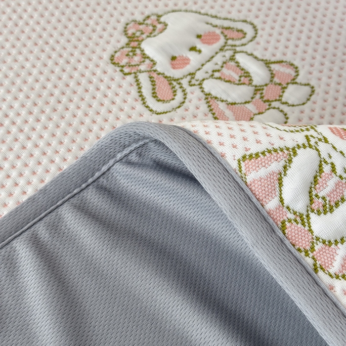 91家纺网 家纺一手货源 找家纺 凯罗 2026新款A类凉豆豆学生宿舍用床席可水洗凉席席子床笠款 兔叽乖乖-床笠款