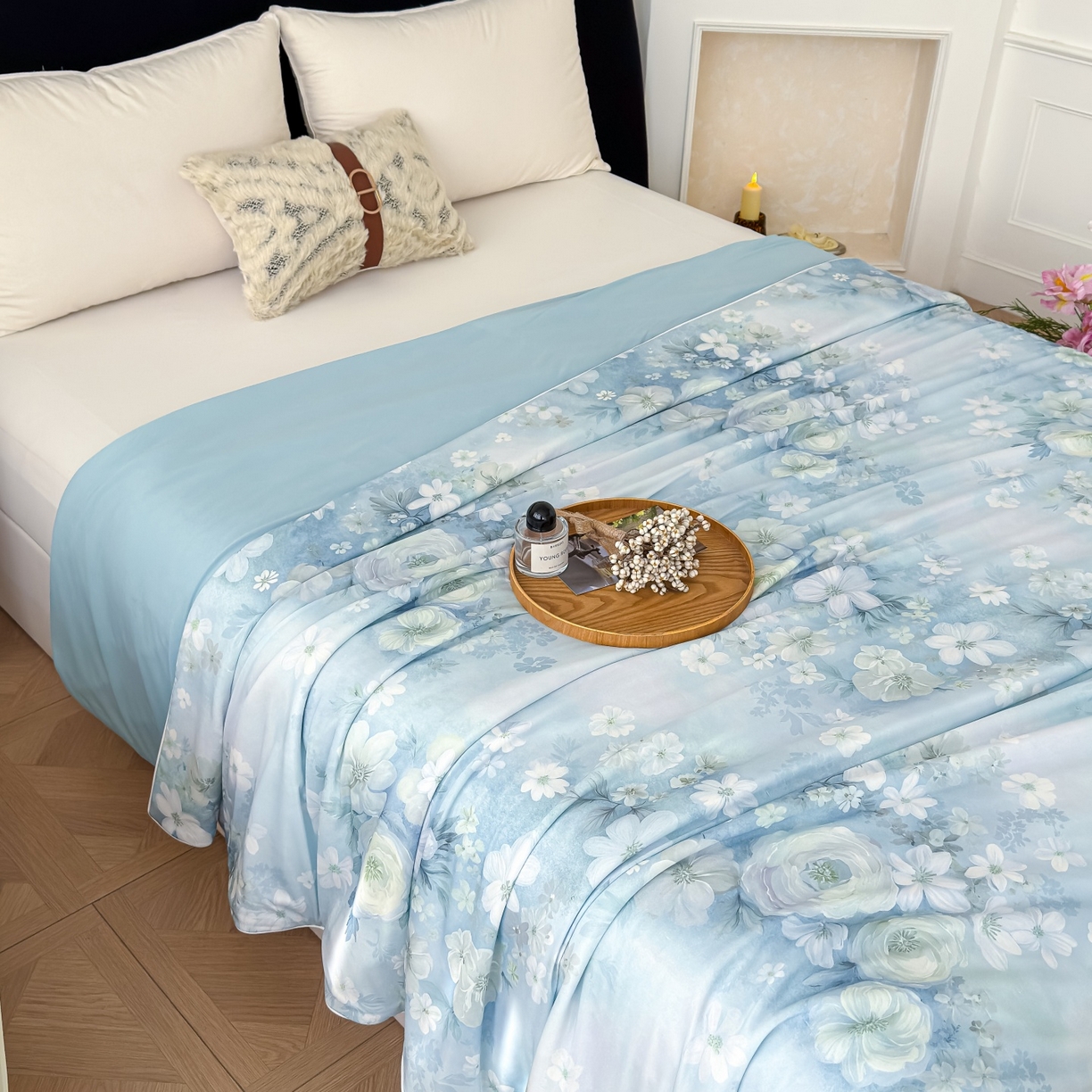 91家纺网 家纺一手货源 找家纺 归属 2026春夏新款数码印花凉感丝夏被夏凉被空调被系列 绒花（绿）