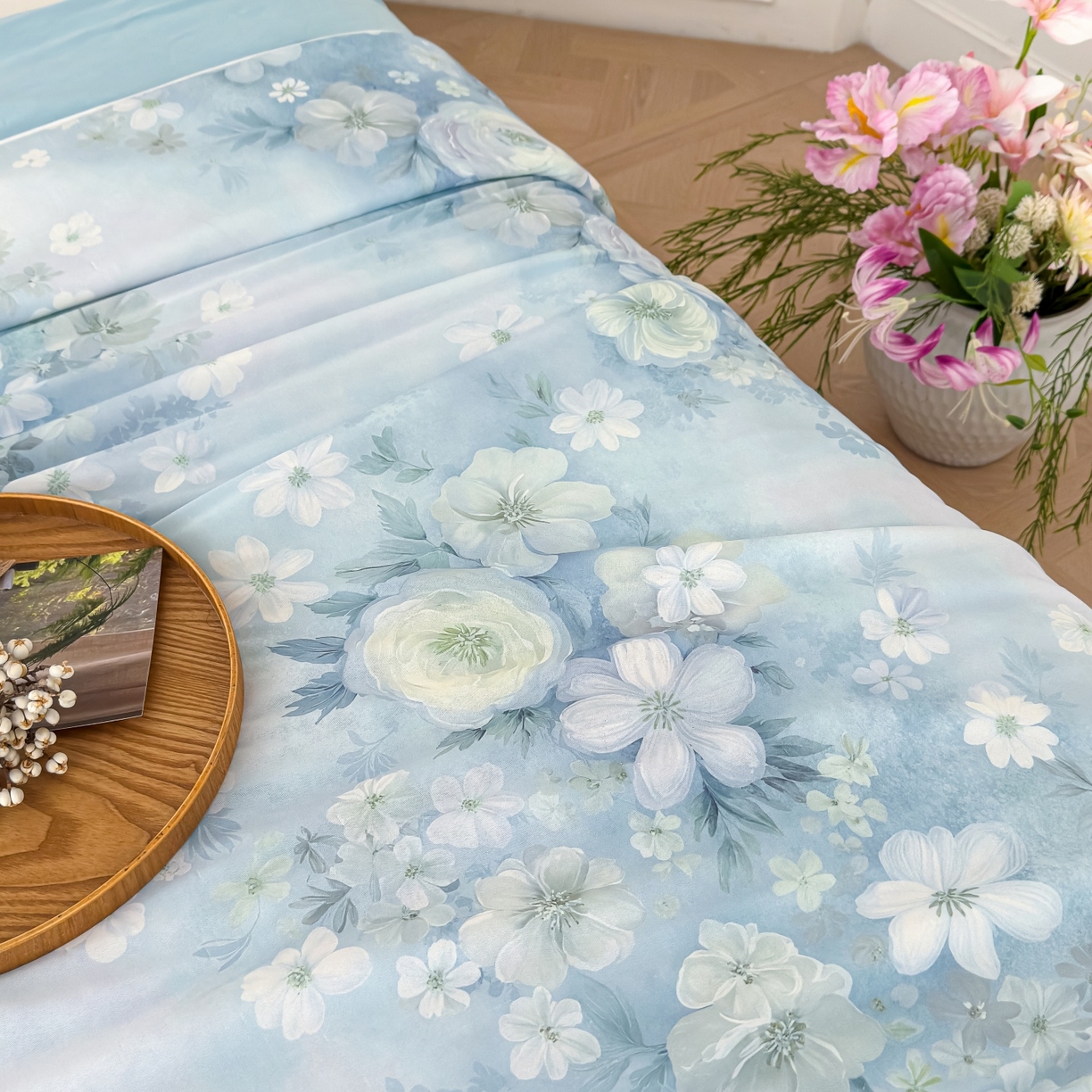 91家纺网 家纺一手货源 找家纺 归属 2026春夏新款数码印花凉感丝夏被夏凉被空调被系列 绒花（绿）