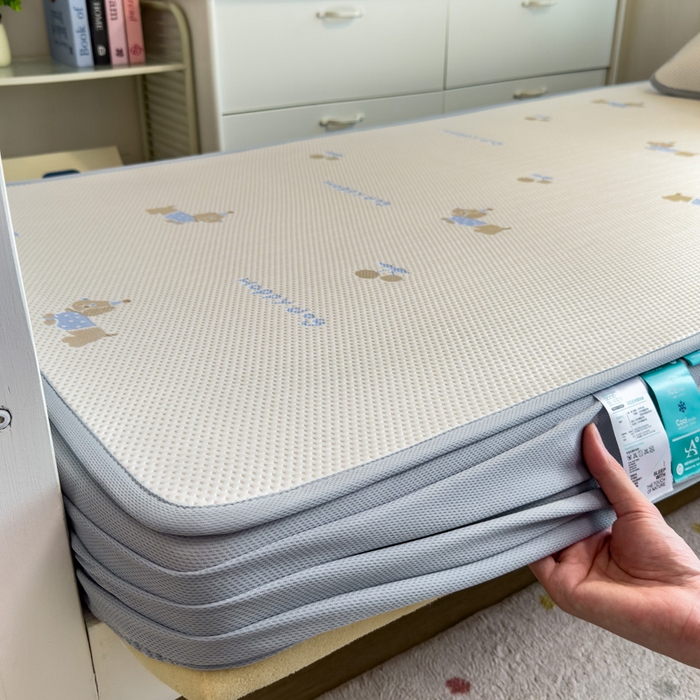 91家纺网 家纺一手货源 找家纺 凯罗 2026新款A类凉豆豆学生宿舍用床席可水洗凉席席子床笠款 小萌狗-床笠款