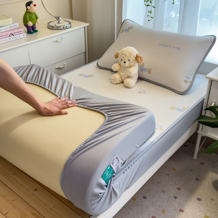 91家纺网 家纺一手货源 找家纺 凯罗 2026新款A类凉豆豆学生宿舍用床席可水洗凉席席子床笠款 小萌狗-床笠款