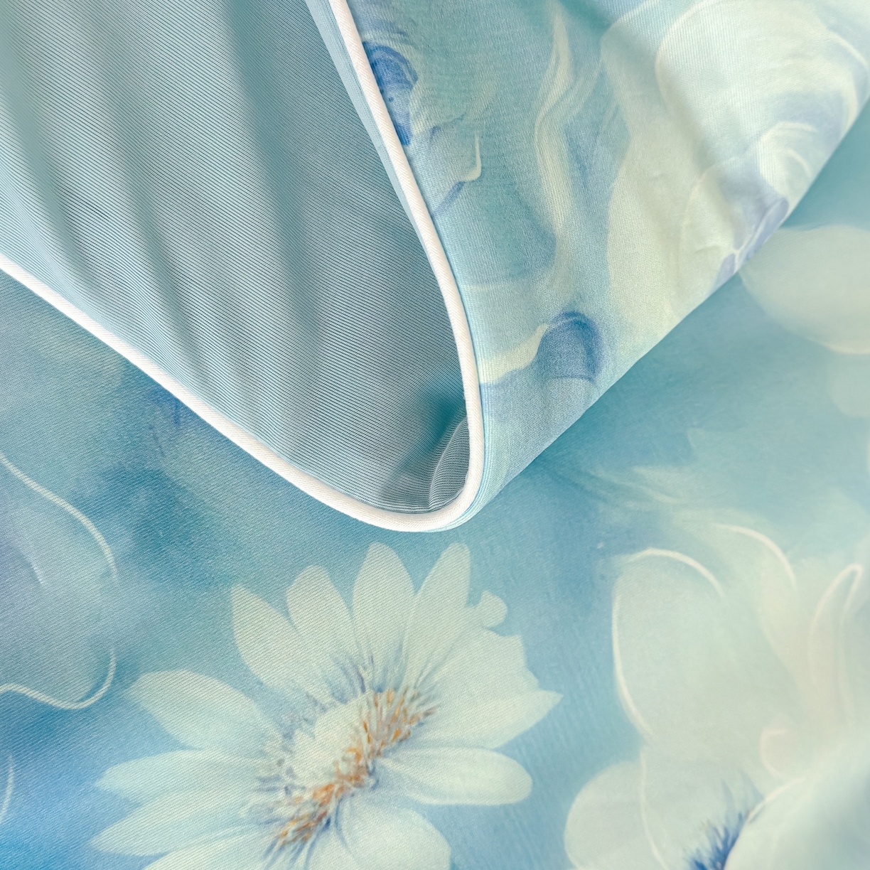 91家纺网 家纺一手货源 找家纺 归属 2026春夏新款数码印花凉感丝夏被夏凉被空调被系列 柔依