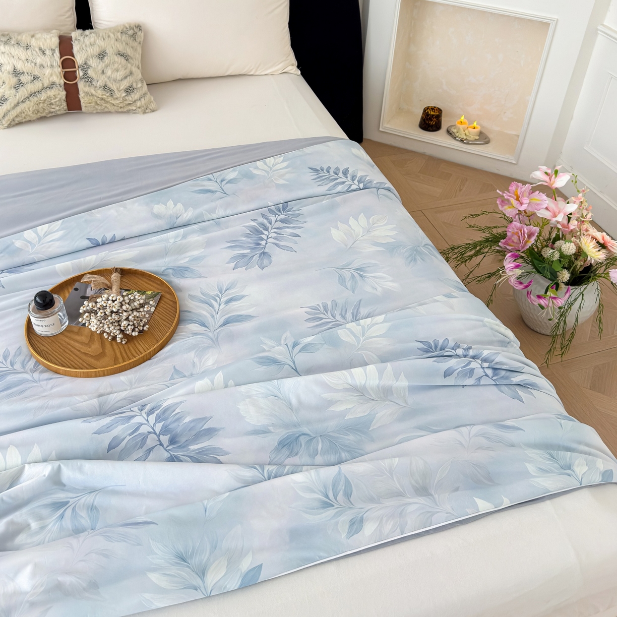 91家纺网 家纺一手货源 找家纺 归属 2026春夏新款数码印花凉感丝夏被夏凉被空调被系列 相遇