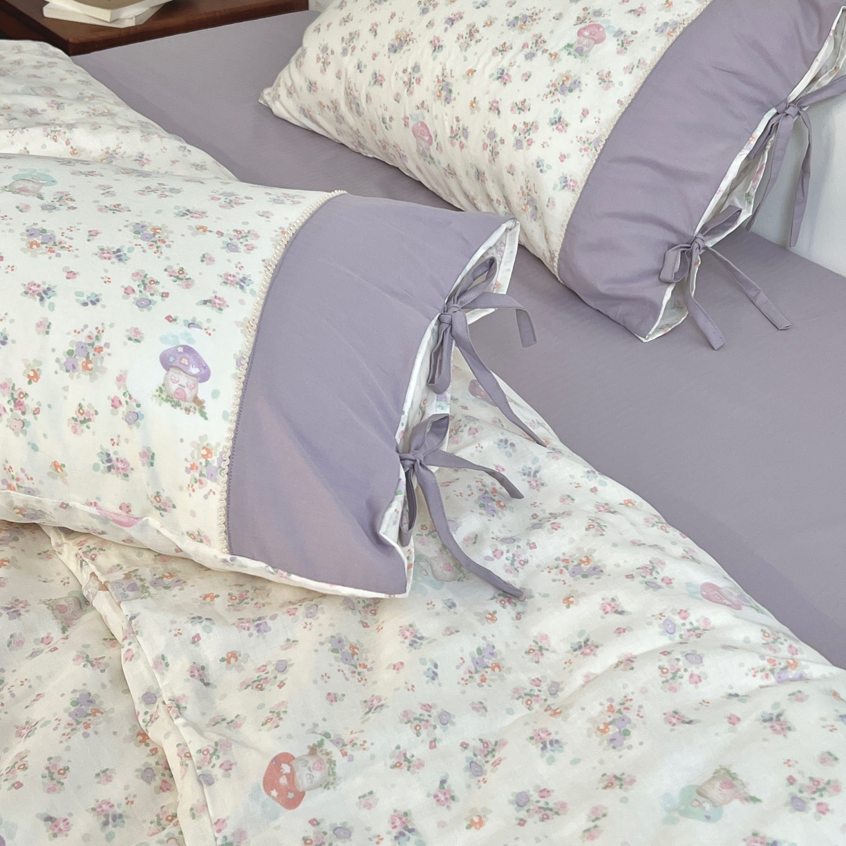 荣轩家居 2026新品韩式拼接系绳蝴蝶结工艺款四件套（铺床版） 蘑菇屋