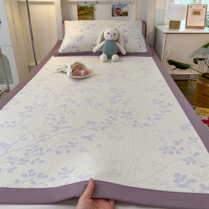 91家纺网 家纺一手货源 找家纺 凯罗 2026新款A类凉豆豆学生宿舍用床席可水洗凉席席子床席款 纤藤集-紫-床席款