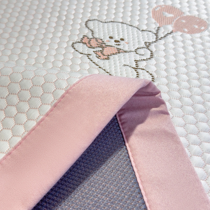 91家纺网 家纺一手货源 找家纺 凯罗 2026新款A类凉豆豆学生宿舍用床席可水洗凉席席子床席款 爱心气球-床席款