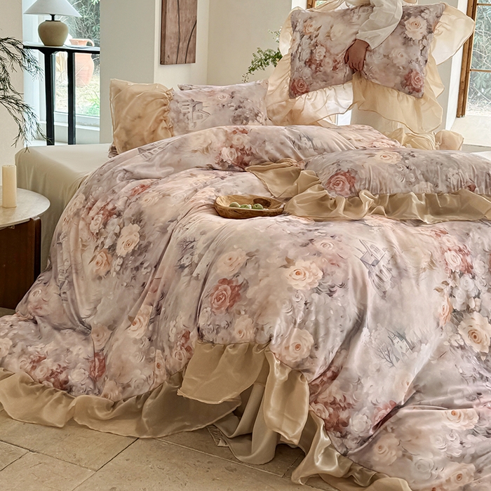 91家纺网 家纺一手货源 找家纺 艾米家居 2026春夏新款花边款法式天丝棉冰丝系列四件套提供买家秀 秘密花园花边款