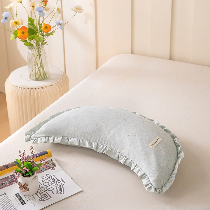 91家纺网 家纺一手货源 找家纺 梦莱家纺 2026新款月牙形儿童棉麻荞麦枕枕头枕芯 4号月牙枕