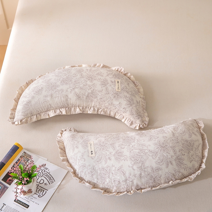 91家纺网 家纺一手货源 找家纺 梦莱家纺 2026新款月牙形儿童棉麻荞麦枕枕头枕芯 5号月牙枕