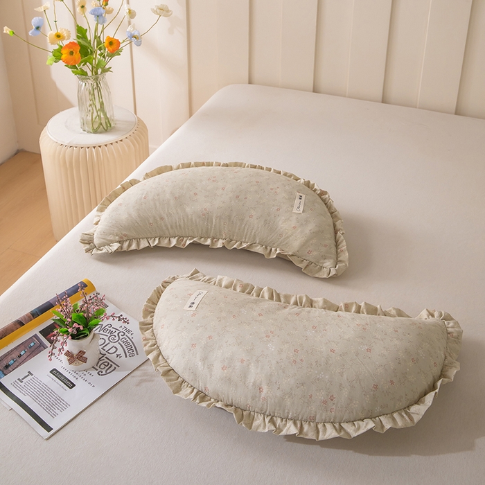 91家纺网 家纺一手货源 找家纺 梦莱家纺 2026新款月牙形儿童棉麻荞麦枕枕头枕芯 6号月牙枕