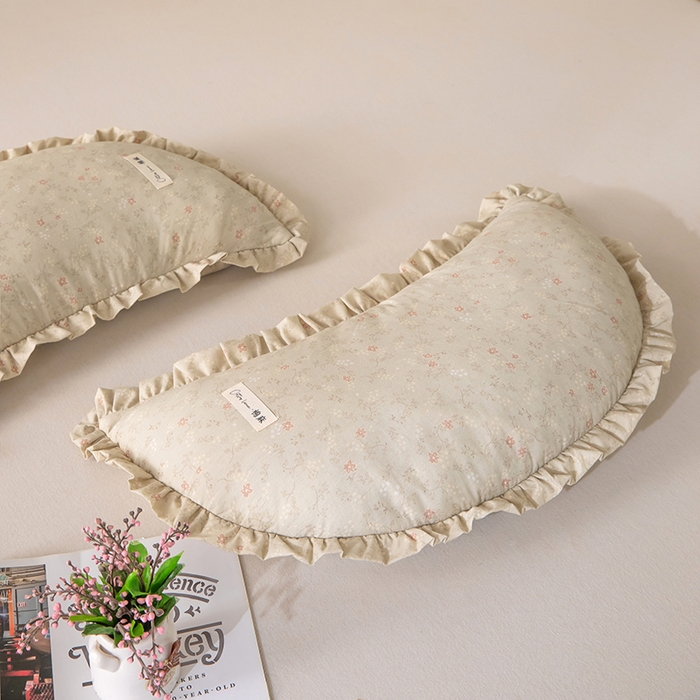 91家纺网 家纺一手货源 找家纺 梦莱家纺 2026新款月牙形儿童棉麻荞麦枕枕头枕芯 6号月牙枕