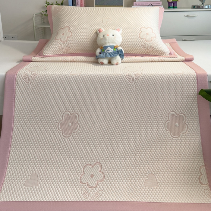 91家纺网 家纺一手货源 找家纺 凯罗 2026新款A类凉豆豆学生宿舍用床席可水洗凉席席子床席款 花儿朵朵-粉-床席款