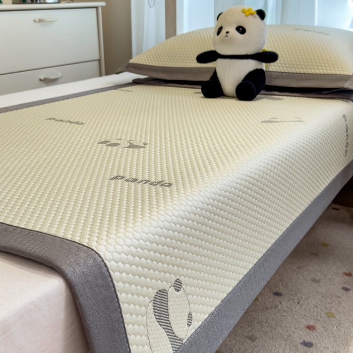91家纺网 家纺一手货源 找家纺 凯罗 2026新款A类凉豆豆学生宿舍用床席可水洗凉席席子床席款 盼盼乐园-床席款